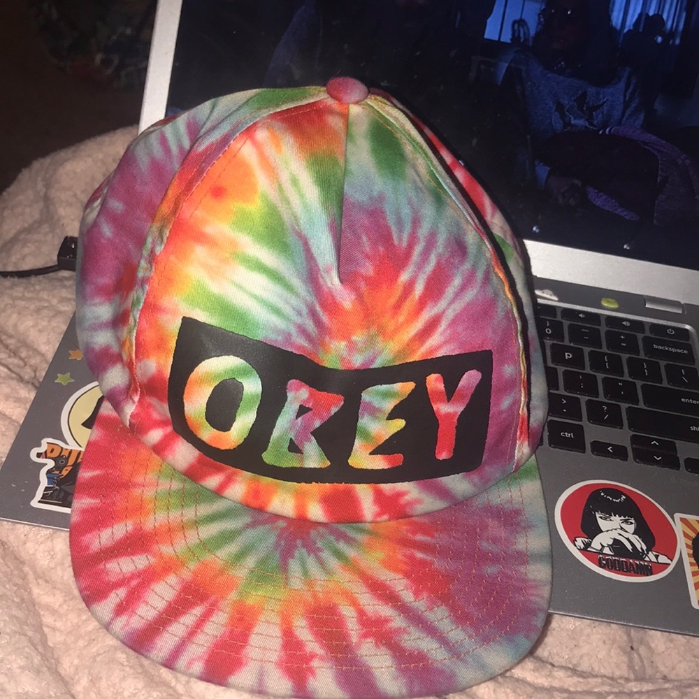 Obey 5 panel hat ✨🌈✨